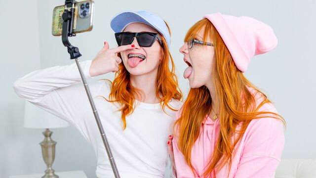 Blowjob clip with tender Scarlet Skies and Amber Stark from Daughter Swap