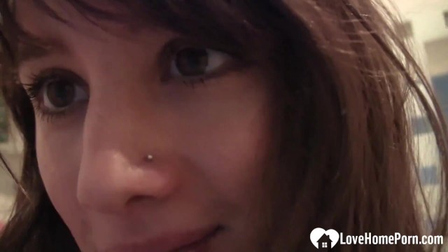 La gracile nana - contenu x rasée - Love Home Porn