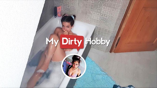 Mydirtyhobby presenta tráiler con las masturbación de afrodita
