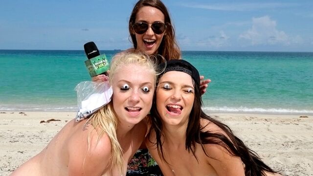 Video orale con entusiasta Esmi e Gianna