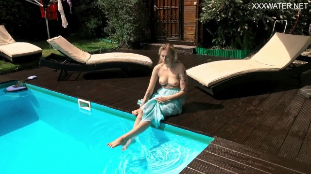 Acción de trasero redondo protagonizado por la alucinante Mimi Cica