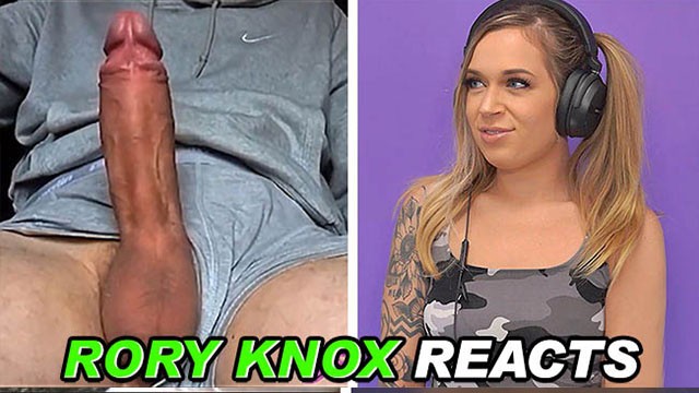 She Reacts - acción de mujer sola