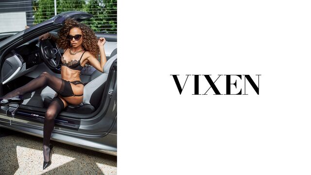 Wunderschöne Cecilia Lion in der Hauptrolle in Teenie XXX-Clip