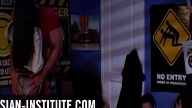 Videata scopata del culo con sguattera