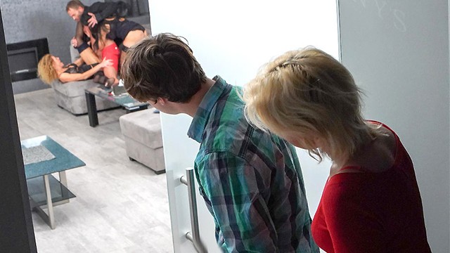 La sexy poulette - action fantasme - Oldie X