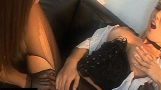 Tráiler de juguetes con Cayenne y Veronica