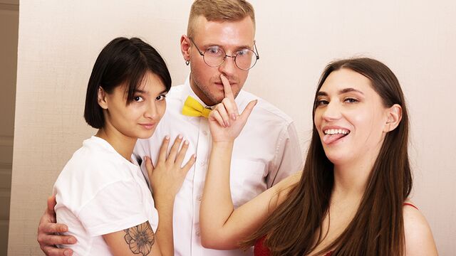 Escena de misionero protagonizado por la inquieta Elise Moon y Effi Gold