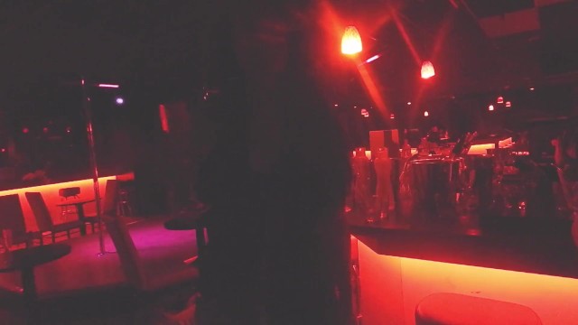 Shake The Snake présente action hd de Maya et Fox