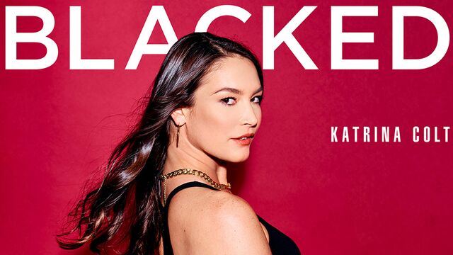 La golosa Katrina Colt en toma de mamadas