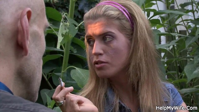 Action jeune épouse de femme facile