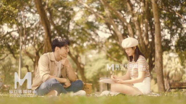 बढ़िया दिखने वाली हुजूम मचा हुआ है। - शौकिया ट्रेलर - AsiaM