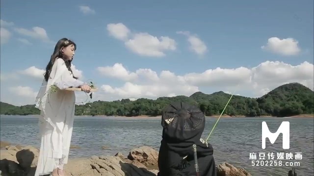 Beauteous Joy's pussy licking video