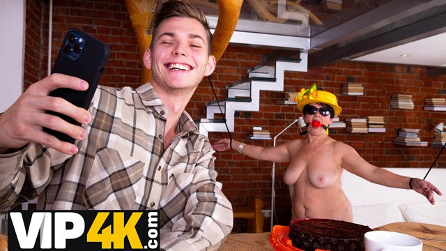 Doxie's chubby xxx by Shame 4k