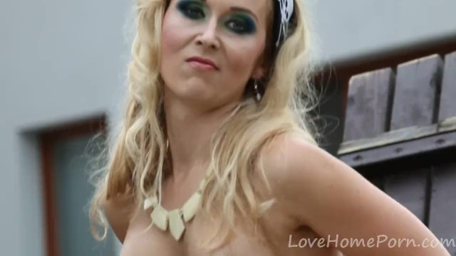 Invasata Temptress in riprese amatoriale