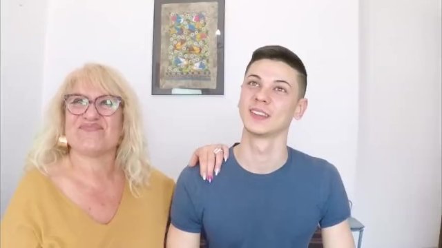 कामोद्दीपक Fina में अभिनय किया यूरोप दृश्य