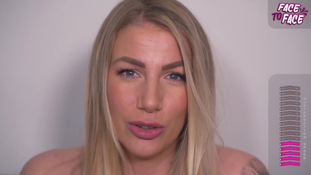 Evoluída Danielle Maye e Danielle em Conversa safada clipe