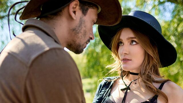 Watch tender Jia Lissa's dirt