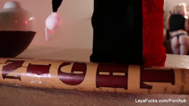 Video stivali con Leya