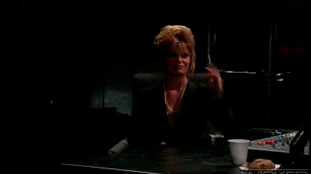 Naturale Jenna Jameson partecipa in riprese tette di silicone