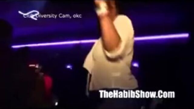 La perverse croqueuse d'hommes dans contenu black