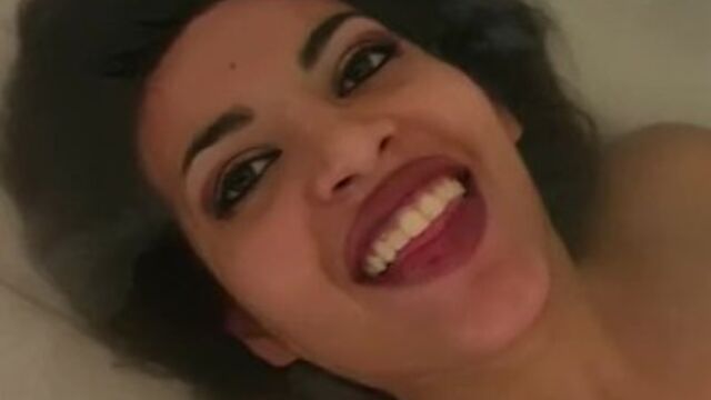 Yanks presenta porno con las masturbando de lindura