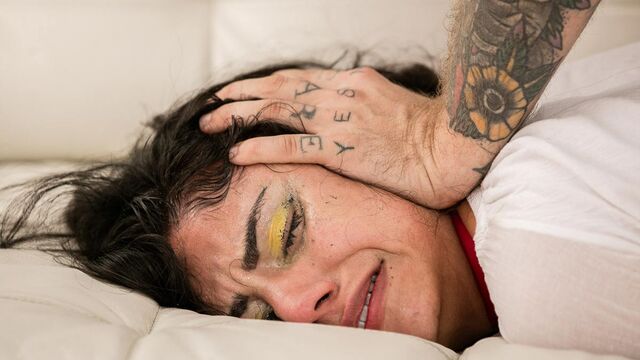 Faszinierende Rose Darling in Eier lecken Film