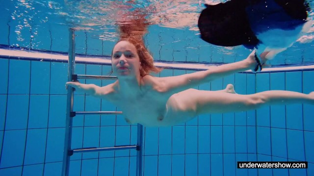 Small tits trailer with rough women from Underwater Show