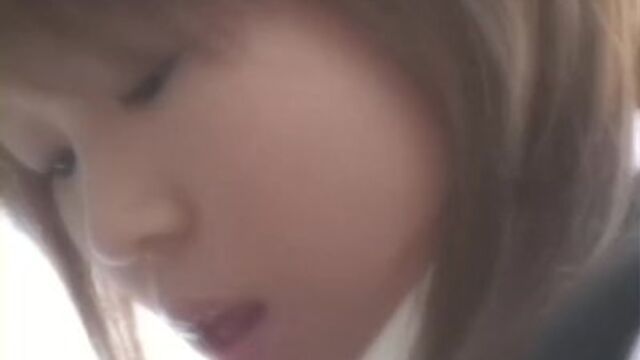 चतुर युवती का क्लिप देखें