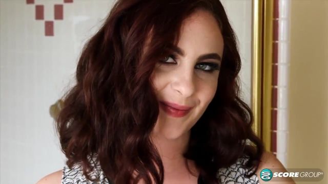 Milly Marks in scena solo di Big Tits