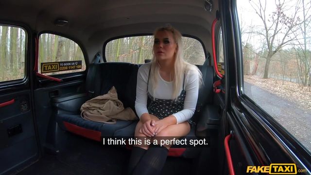 Vidéo les jambes sur les épaules de Gina