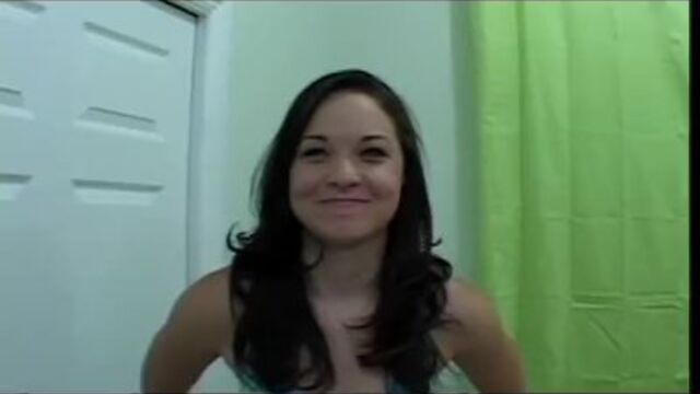 Acción de mamadas con Leenuh