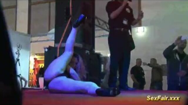 Extreme Movie Pass - public dirt