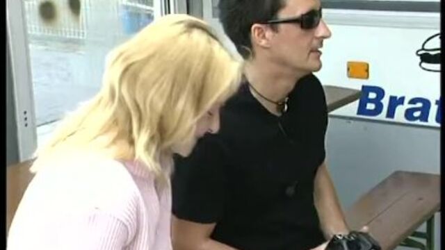 Poulette dans contenu allemand de Extreme Movie Pass