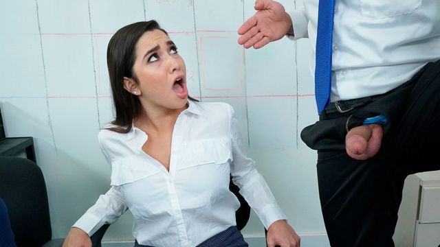 Devassa Karlee Grey - vaqueira reversa delícia - Bangbros Clips