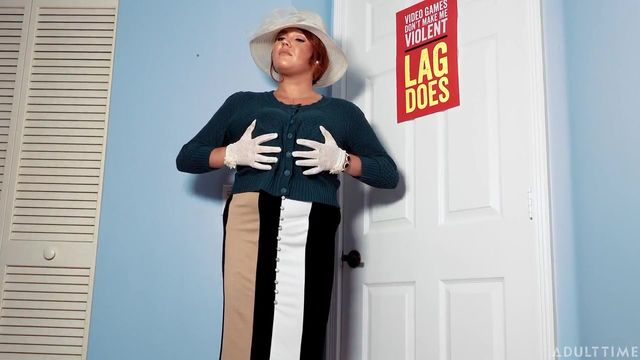 Balls licking sex with striking Annabelle Rogers from JOI Mom