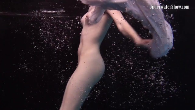 Tight tits action with sex hungry cocotte from Underwater Show