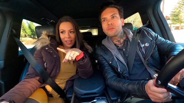 Bonny Abigail Mac's blonde action