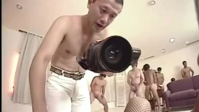 La llena de gracia mujer de compañía - clip de mamadas - Jav HD