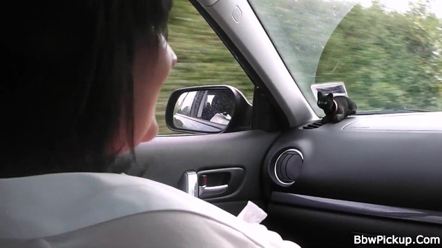 La féérique  coquine en vedette dans film grosse poitrine