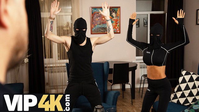 Erótica Monika Fox estrelando em ladrão gravação