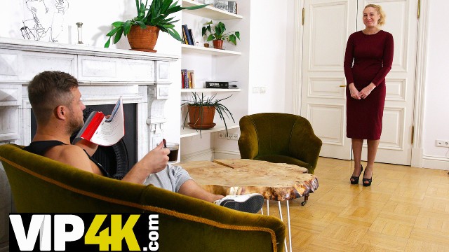 Quente varoa em hd cena