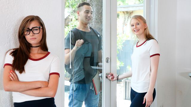 Tireless Carolina Sweets and Vienna Black at orgy dirt