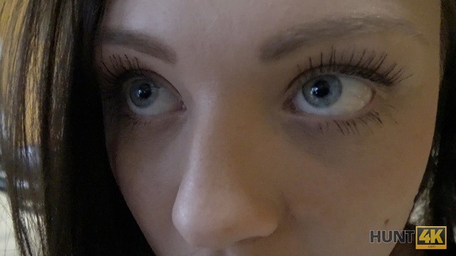 Begehrenswerte Zuckerschnute - Blowjob Pornofilm - Hunt4k