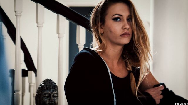 Hardcore dirt with amative Adira Allure from Pure Taboo