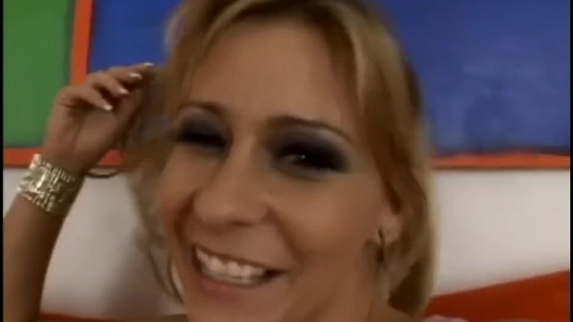 Schönheit in Striptease Clip von Premium GFs