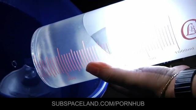 Subspace Land präsentiert Hure's Schlagen Pornofilm