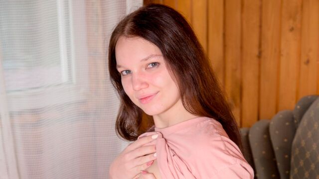 भड़कीला  Cinderella का xxx देखें