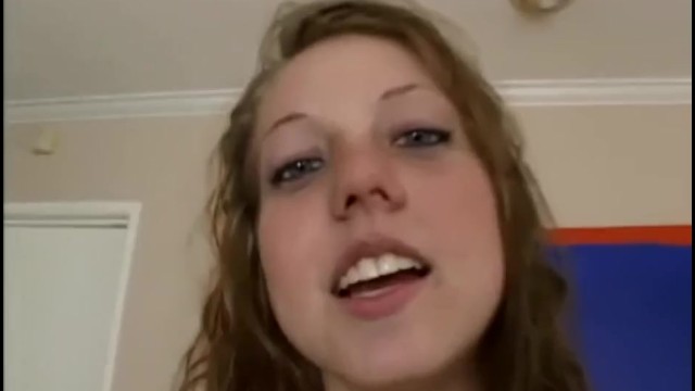 La dévergondée marie-couche-toi-là - bande-annonce pipe - Premium GFs