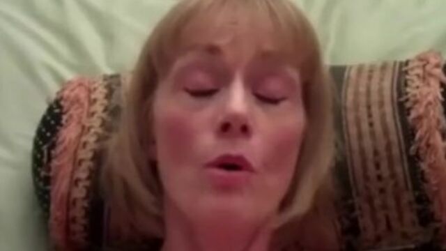 Sexe de mature avec la grisante cochone de Wicked Sexy Melanie