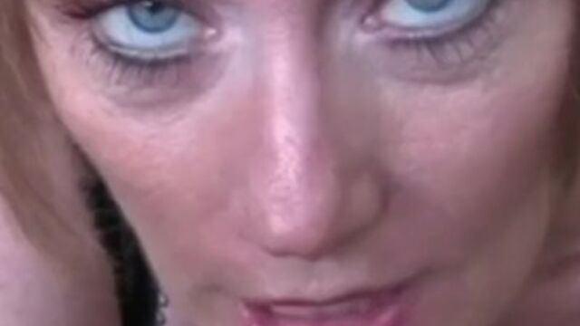 Mademoiselle's housewife scene